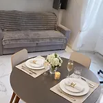 1 Min To Near Monaco - Air Conditioning Wifi Apartment