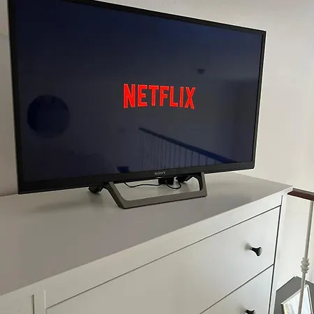 1 Min To Near Monaco - Air Conditioning Wifi