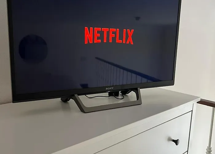 1 Min To Near Monaco - Air Conditioning Wifi